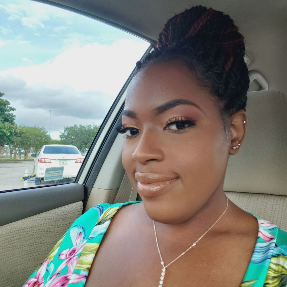 Meet your Posher, Joycelyn